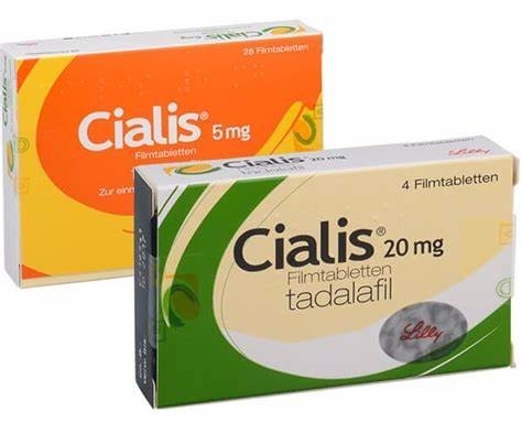 Etichette dei flaconi della farmacia  per la confezione farmaceutica Compressa con scatole
